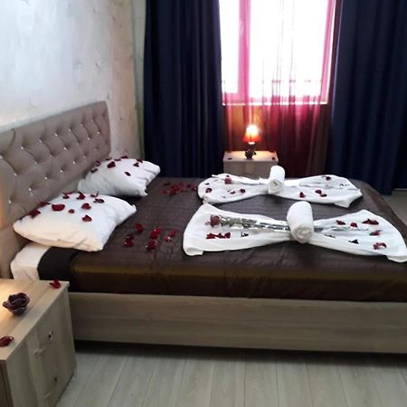 Penthouse Hotel Батуми Экстерьер фото