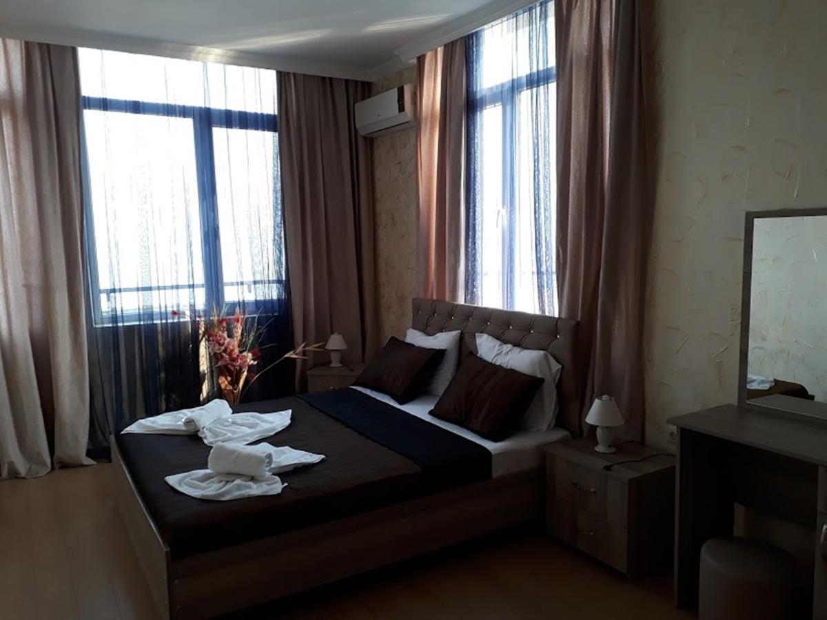 Penthouse Hotel Батуми Экстерьер фото