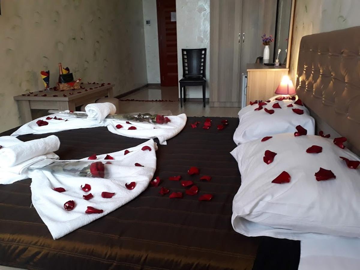 Penthouse Hotel Батуми Экстерьер фото